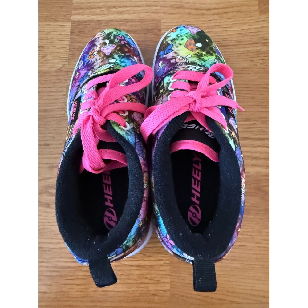 Heely's Sneaker Youth Size 3 - Picture 6 of 8